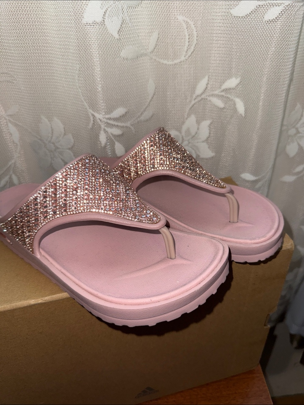 Skechers Rose Pink Rhinestone Thong Sandals